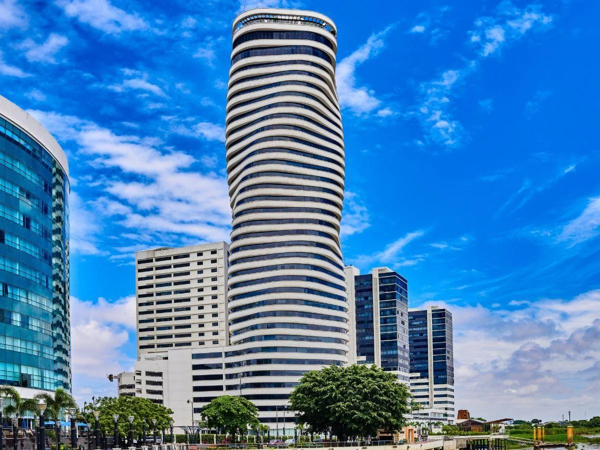 Oficina en Venta en Edificio The Point, Puerto Santa Ana, Guayas — imagen 4