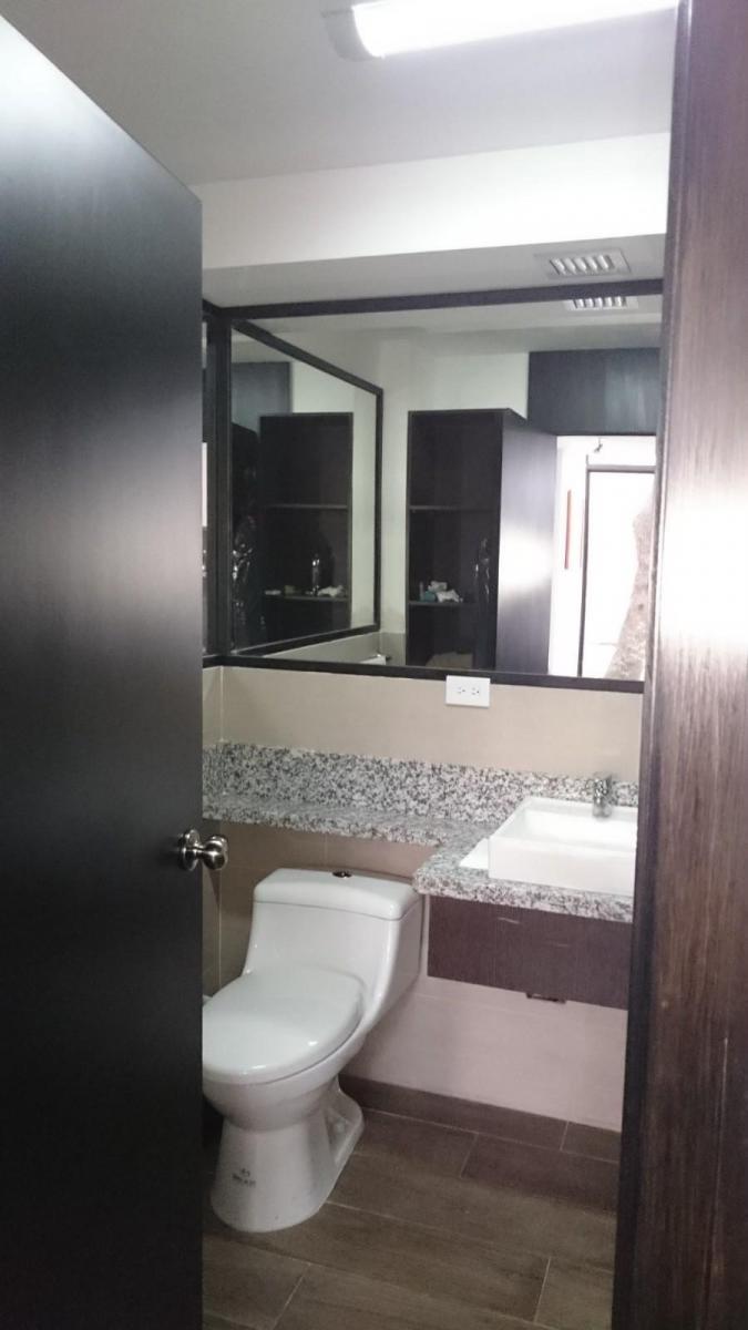 Oficina o Local Comercial de 150 m² en Venta en Quito Tenis — imagen 4