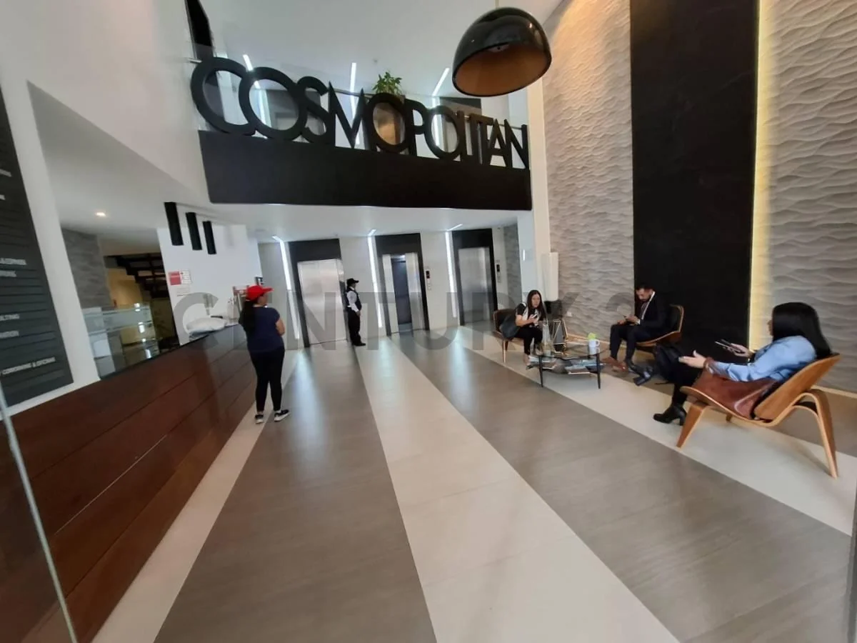Vendo Oficina en La República del Salvador - Carolina de 105 m² Edif Cosmopolitan — imagen 5