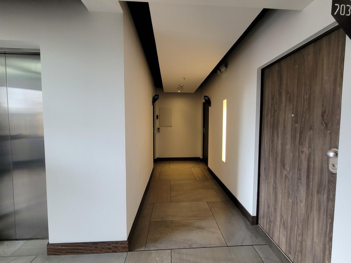 Oficina en Venta Amoblada, Sector La Carolina — imagen 4
