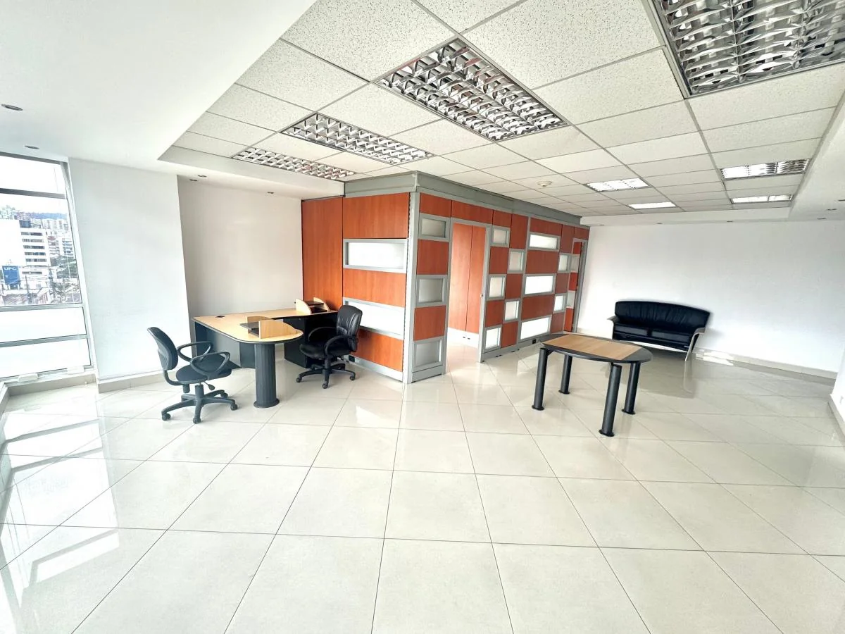 Oficina de Venta Veintimilla 79 m $85.000 — imagen 4