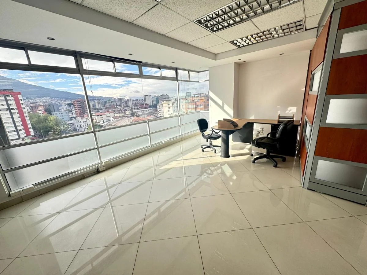 Oficina de Venta Veintimilla 79 m $85.000 — imagen 3