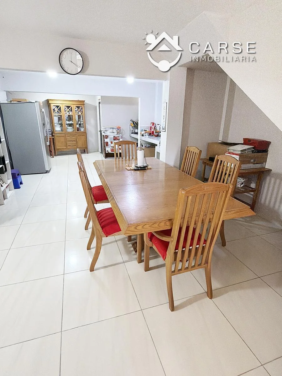 Se Vende Amplia Propiedad de 3 Departamentos y Local Comercial a 2 Cuadras de La Ricardo Duran, Azuay — imagen 3