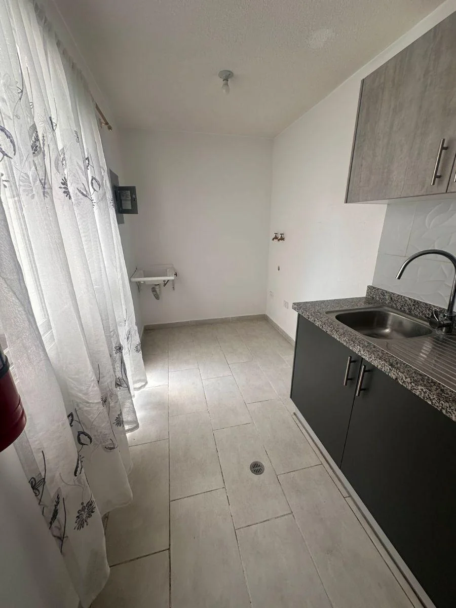 Hermosa Casa en Venta en Conocoto – Conjunto con Áreas Completas — imagen 4