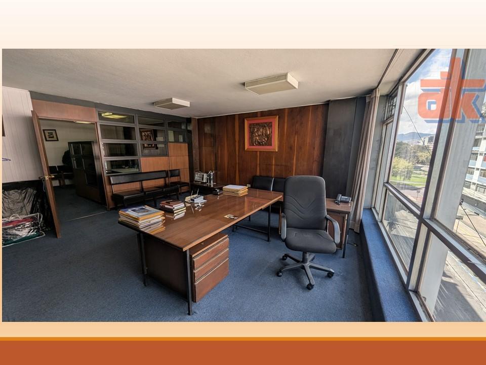 Oficina 51 m² Amoblada y Equipada con Biblioteca Legal en La Alameda, Quito — imagen 5