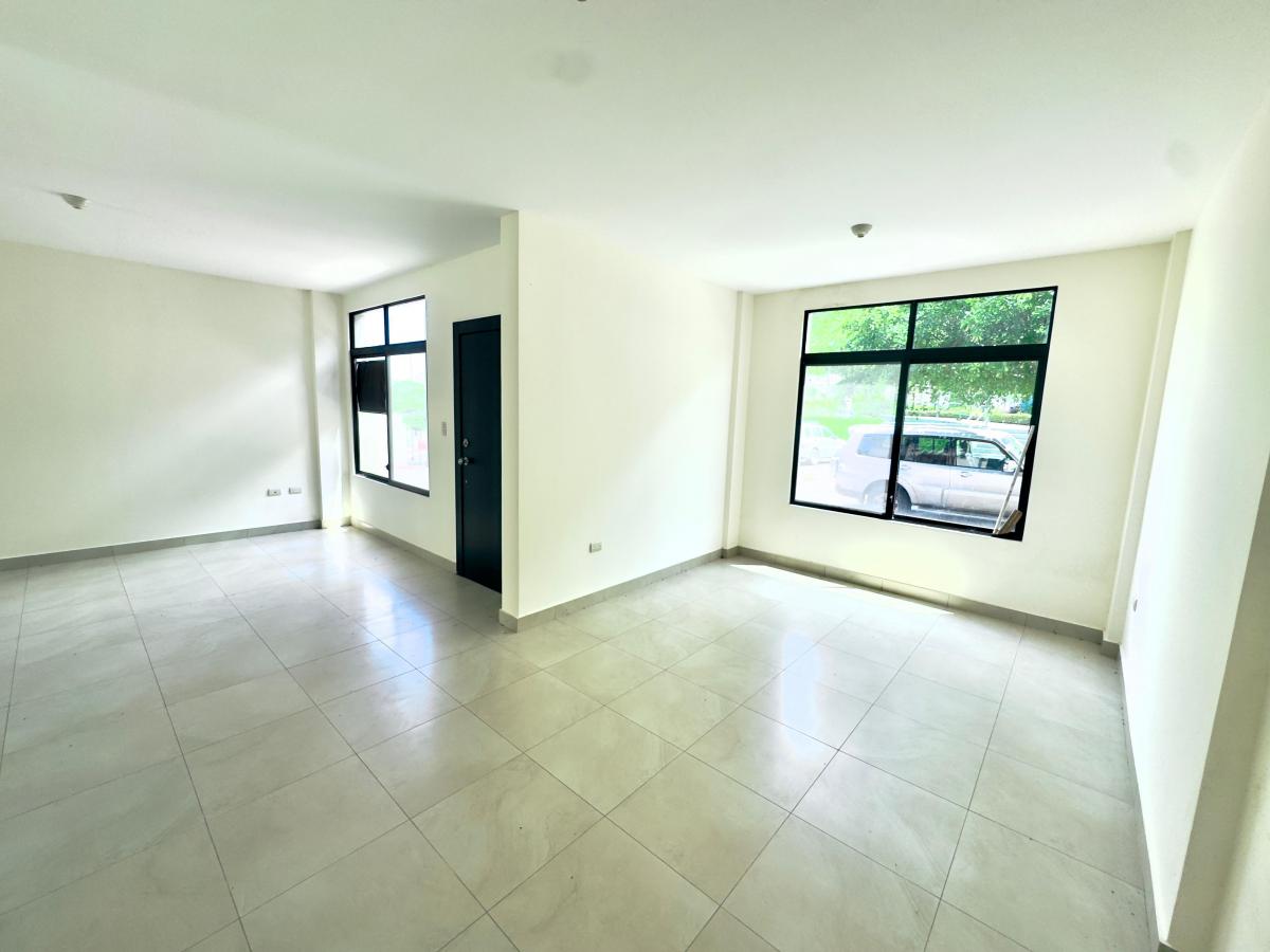 Vendo Casa de Estreno Bosques de La Costa 3 Dorm Patio Amolio, Guayas — imagen 8