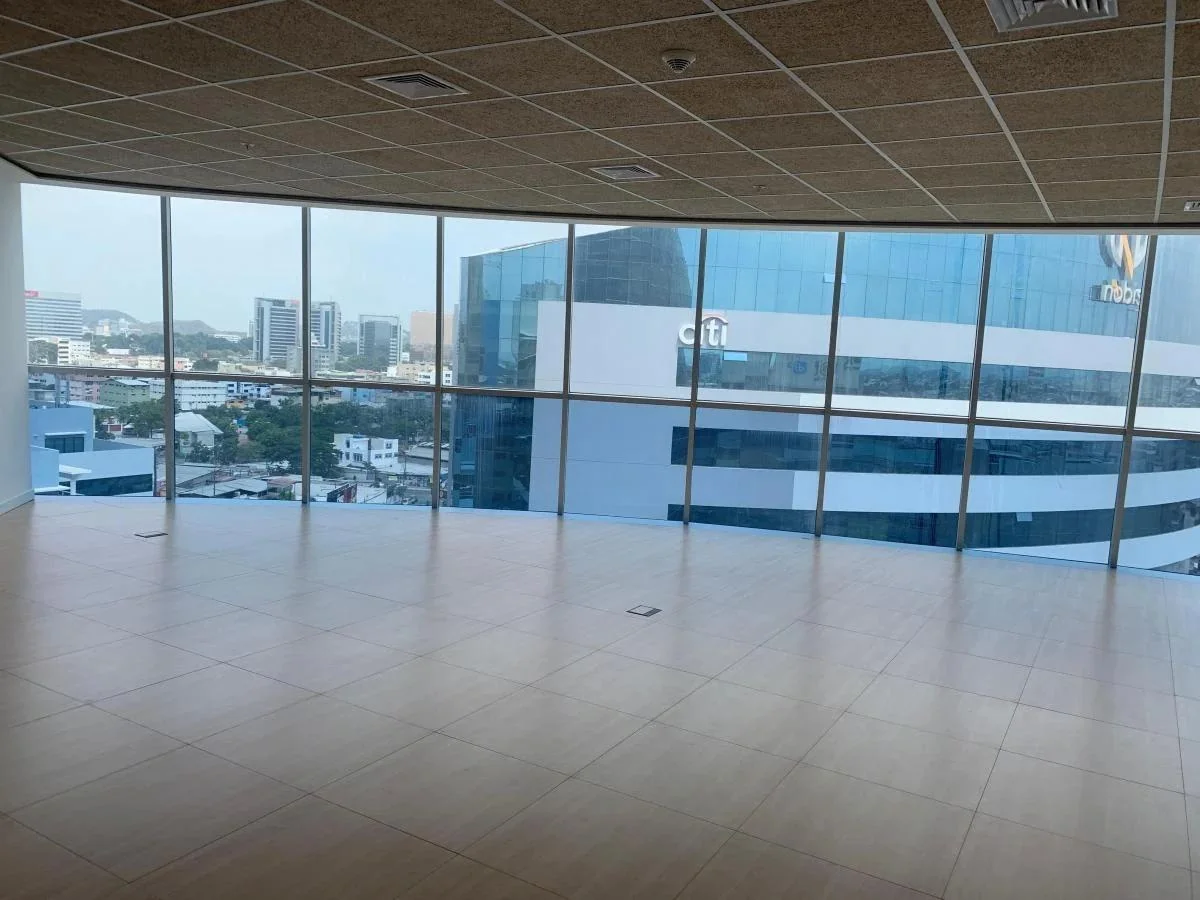 Venta Oficina - 100bp - Zona Mall del Sol, Guayas — imagen 2
