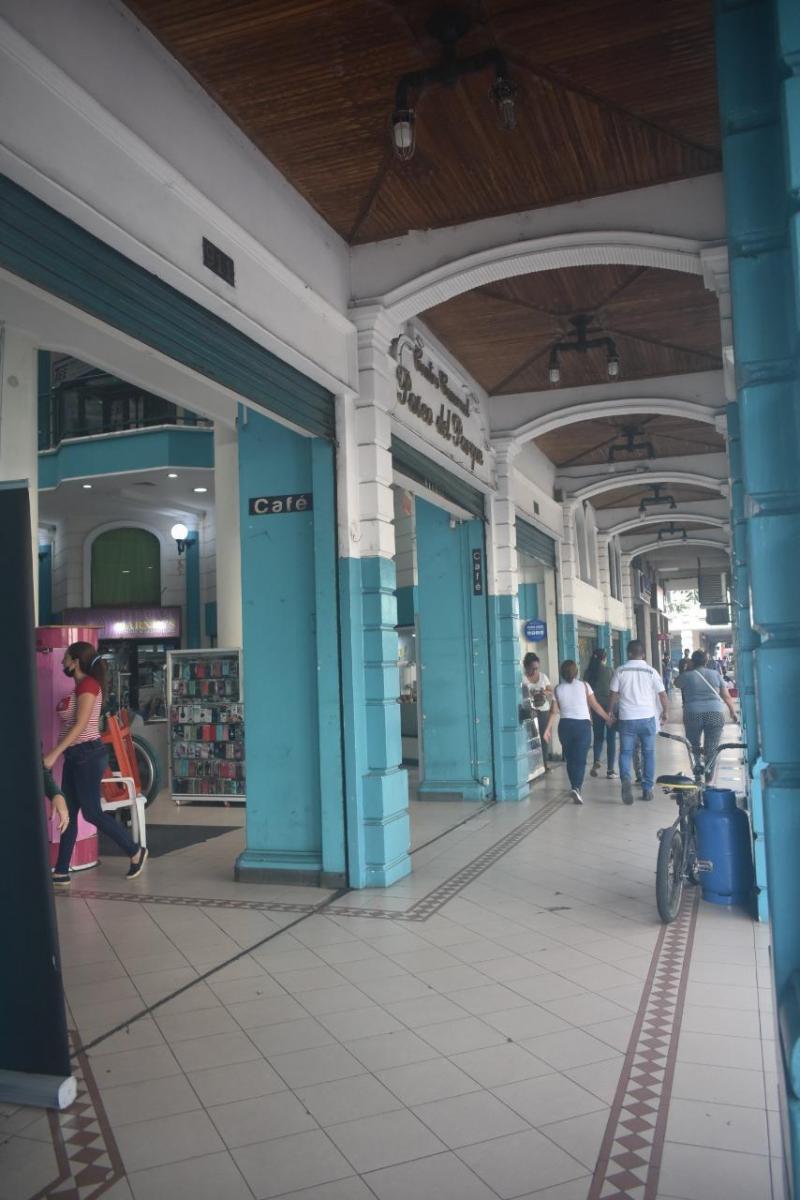 De Venta Oficina en El C. C Paseo del Parque - N. Dorado, Guayas — imagen 8