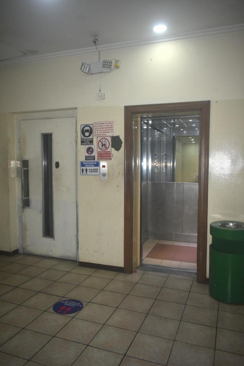 De Venta Oficina en El C. C Paseo del Parque - N. Dorado, Guayas — imagen 2