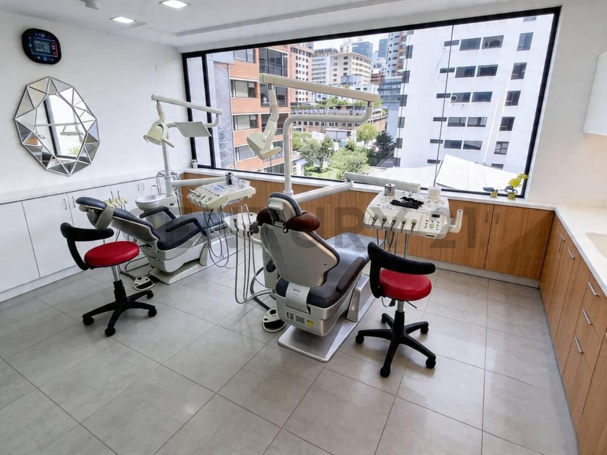 En Venta Amplia Oficina De135 m², 3 Parqueaderos en La Carolina en Lashyris Vista — imagen 7