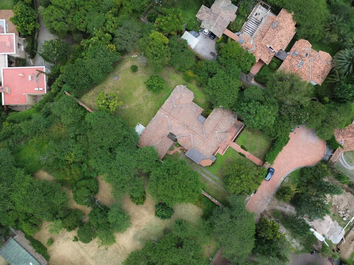 Casa de Venta con Gran Terreno Ubicada Dentro de La Urbanización Viña del Río, Exclusividad — imagen 5