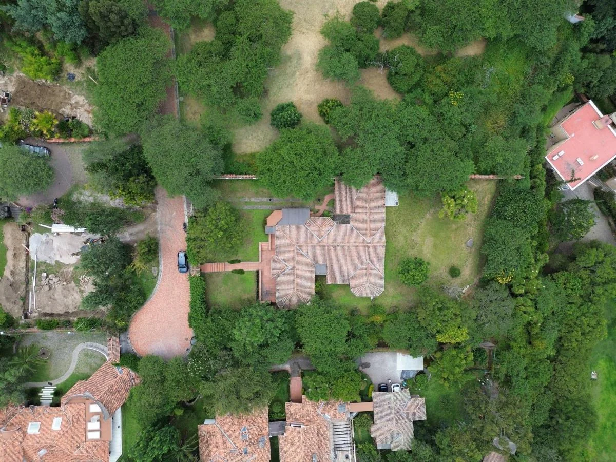 Casa de Venta con Gran Terreno Ubicada Dentro de La Urbanización Viña del Río, Exclusividad — imagen 2