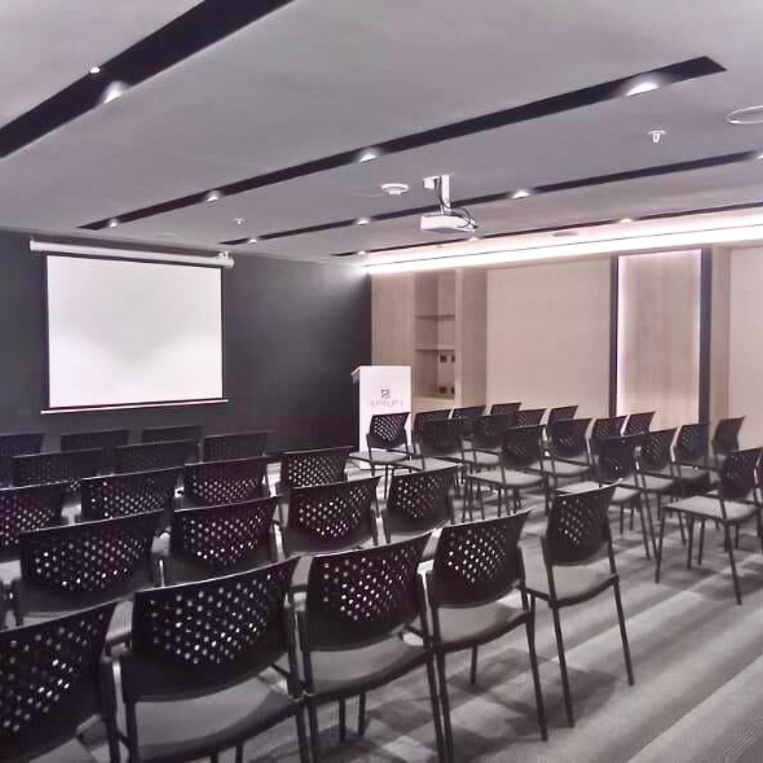 Ciudad Millenium Oficina en Venta, Platinium, Guayas — imagen 2