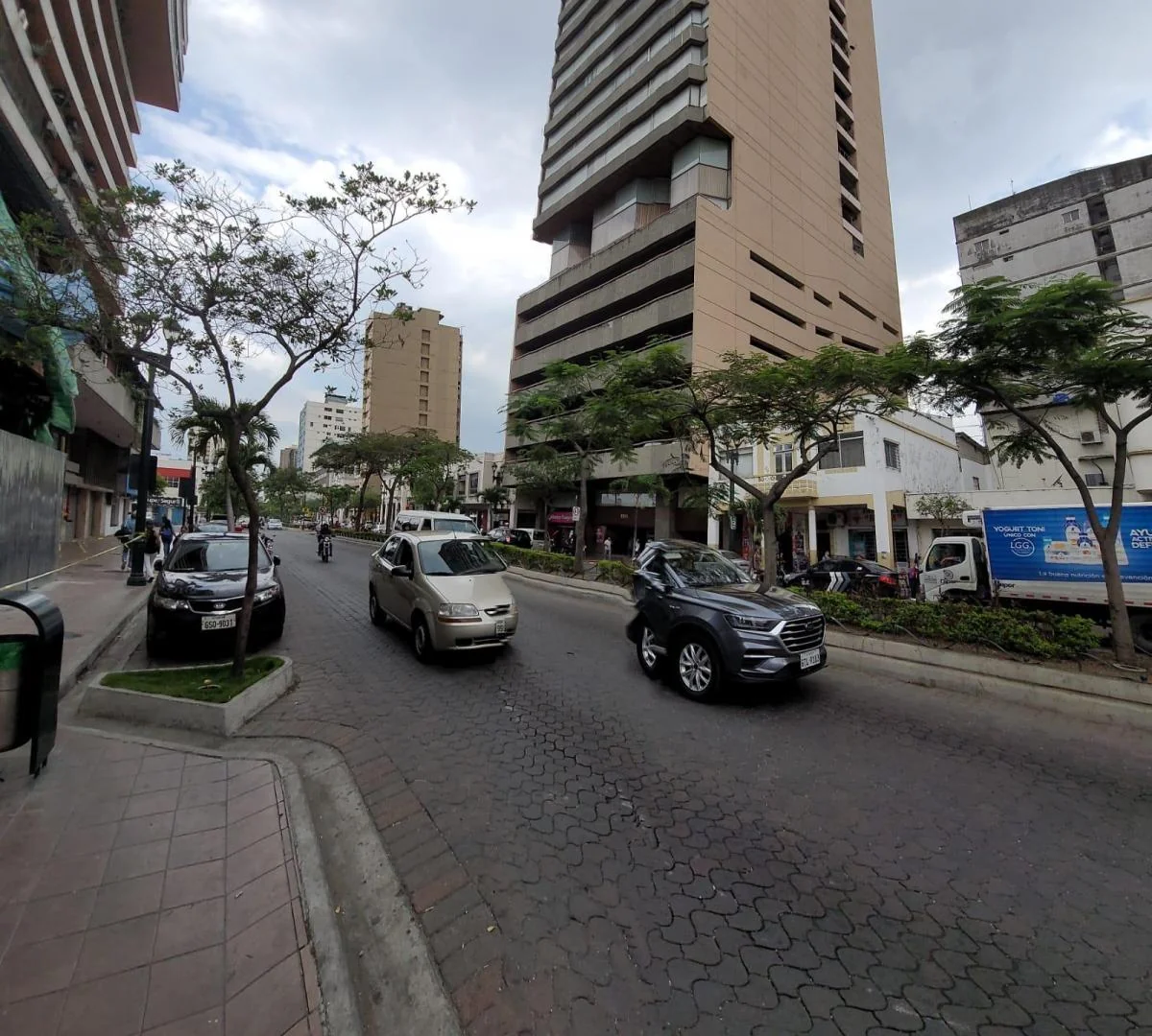 En Venta Oficina #1 Centro de Guayaquil Av 9 de Octubre -, Guayas — imagen 4