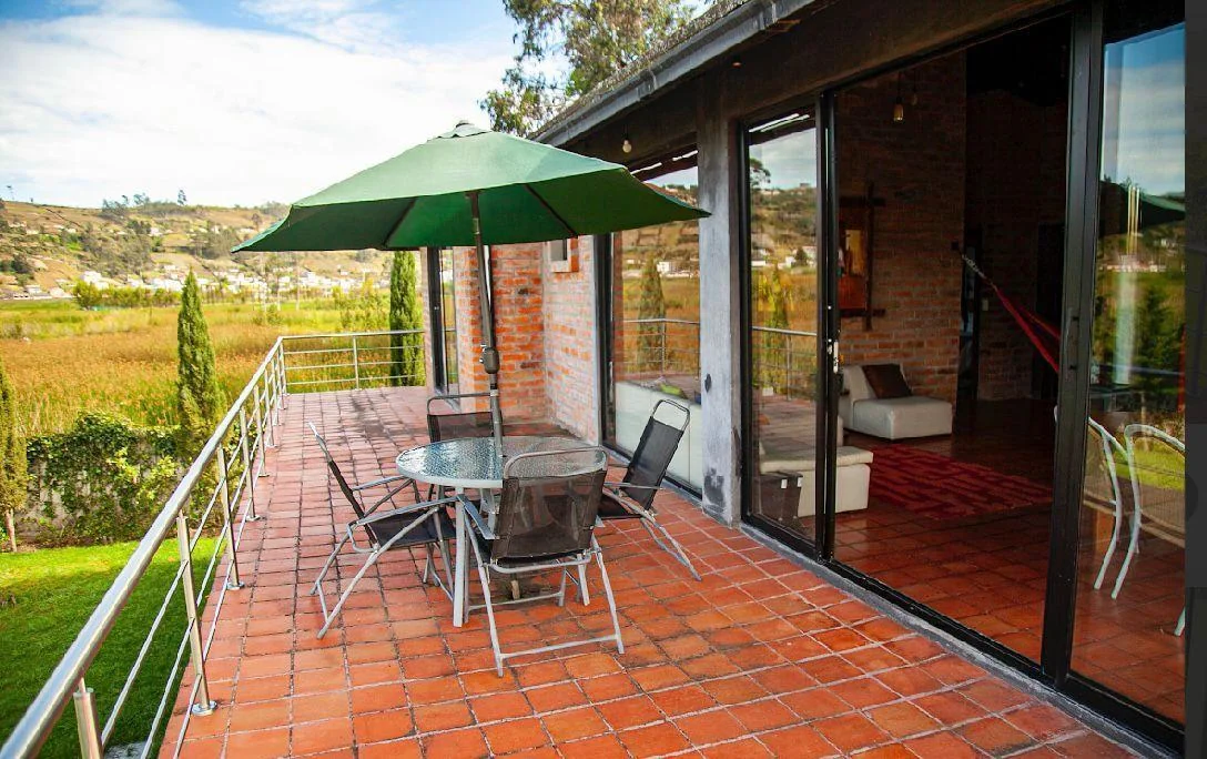 Se Vende Casa Frente Al Lago San Pablo en Otavalo, Imbabura — imagen 2