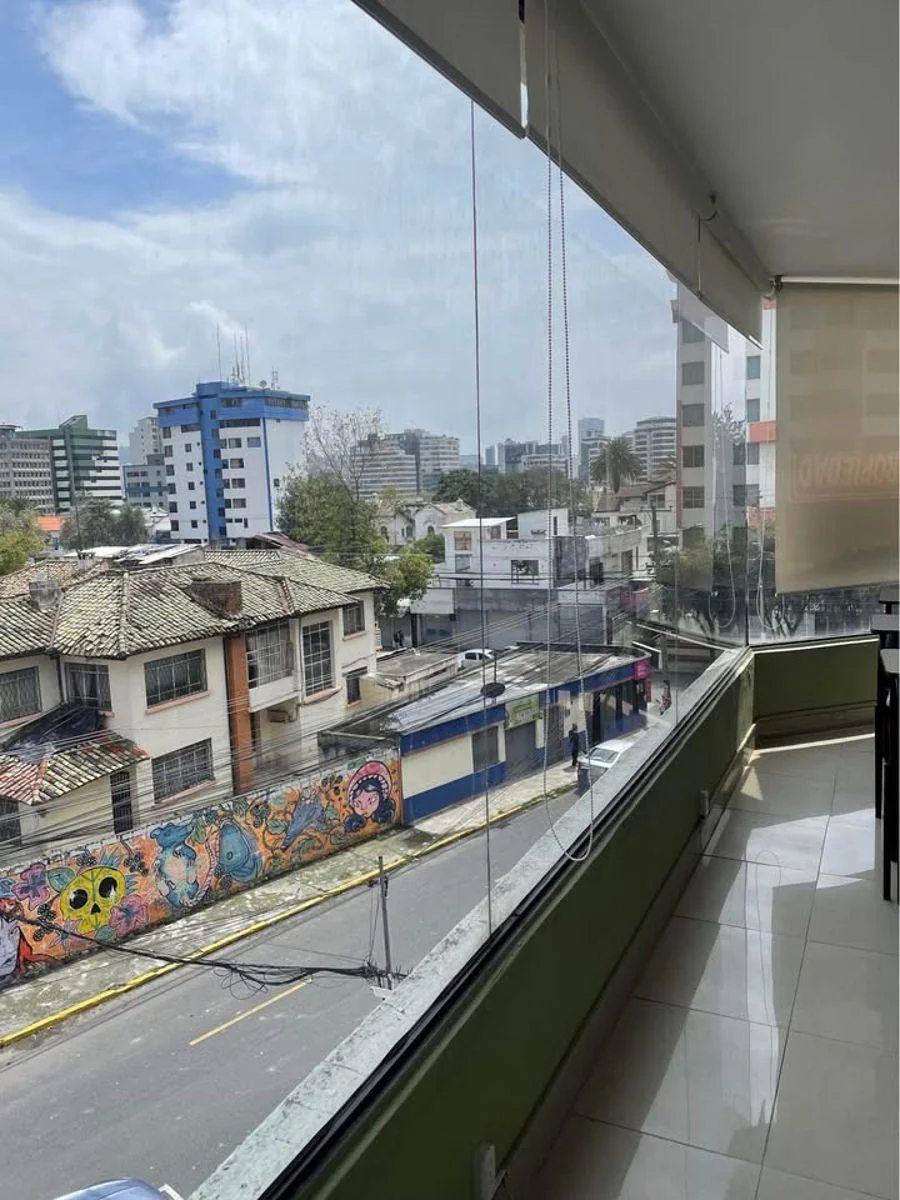 Gran Oportunidad, Amplia y Elegante Oficina, Centro Norte Quito, en Venta, 93 m² Total — imagen 5