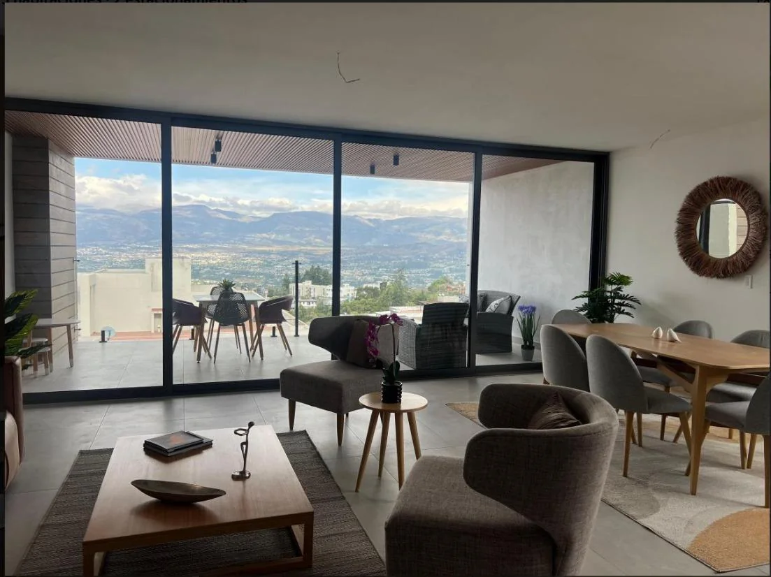 Departamento en Venta en Cumbayá Vista Grande Quito Ecuador — imagen 4