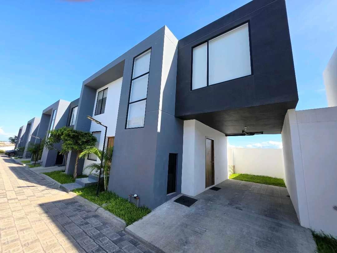 Vendo Casa en Piamonte, Sector Gavilanes, Sur de Manta, Urb. Cerrada, Manabí — imagen 10