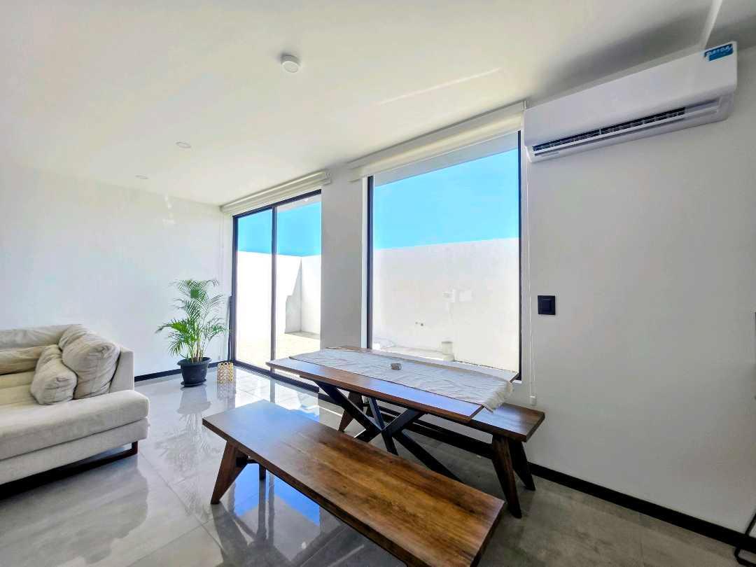 Vendo Casa en Piamonte, Sector Gavilanes, Sur de Manta, Urb. Cerrada, Manabí — imagen 6