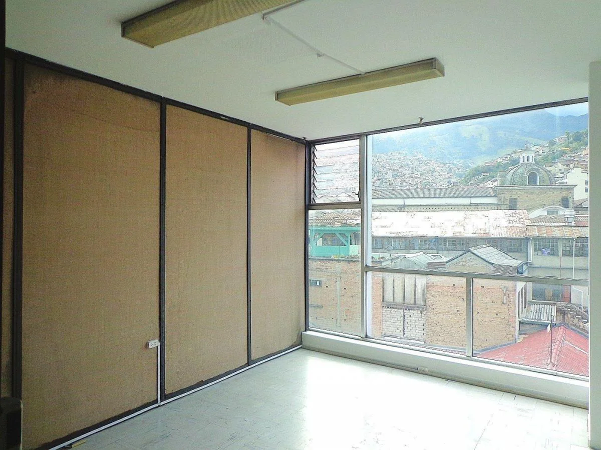 Oficina - Centro de Quito — imagen 5