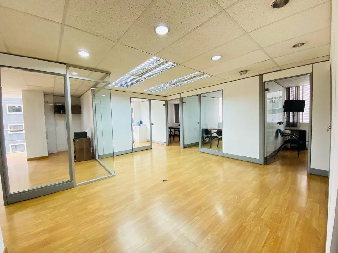 Republica de El Salvador, Oficina en Venta, 179.22 m², 3 Ambientes — imagen 4