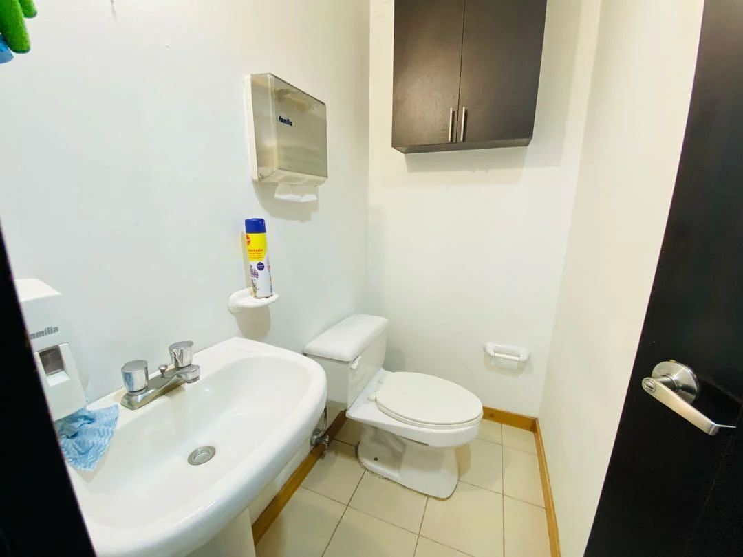 Republica de El Salvador, Oficina en Venta, 179.22 m², 3 Ambientes — imagen 3