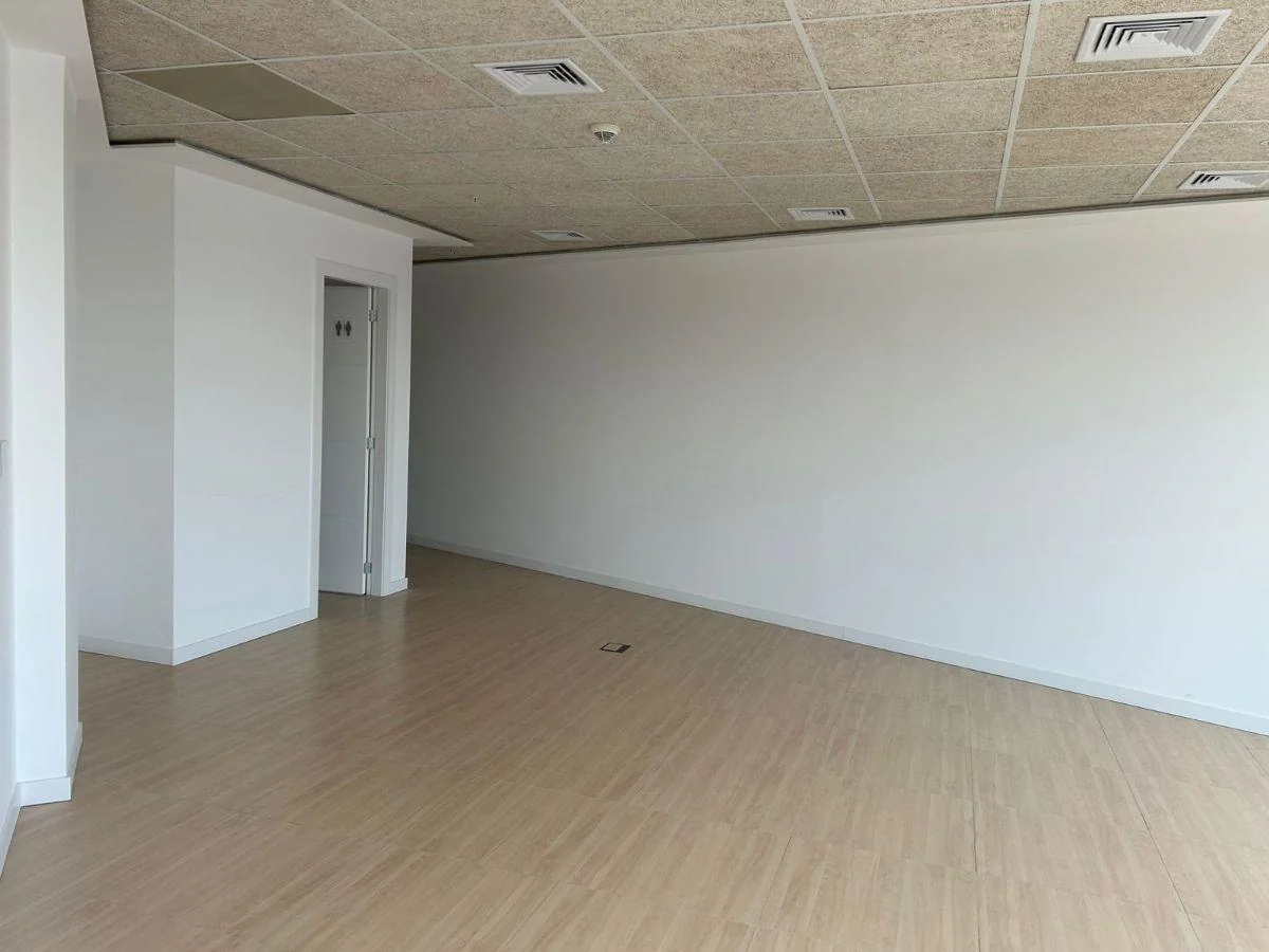 Oficina en Venta 61 m² - 100 Business Plaza - Mall del Sol - Guayaquil, Guayas — imagen 3