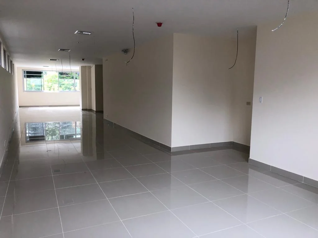 Oficina en Venta 129.69 m² - Edificio Ejecutivo, Kennedy Norte, Guayaquil, Guayas — imagen 4