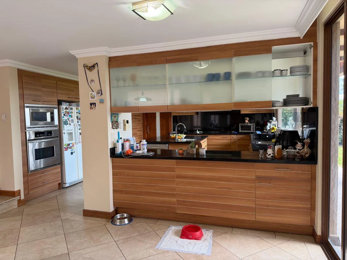 Hermosa Casa en Urbanización Privada — imagen 2