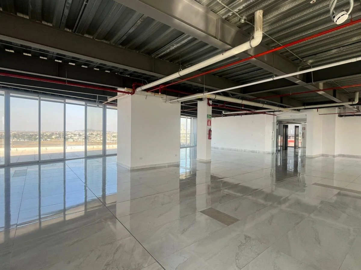 Oficina en Venta 72 m² - en Edificio Inteligente, Av Las Américas, Guayaquil, Guayas — imagen 2