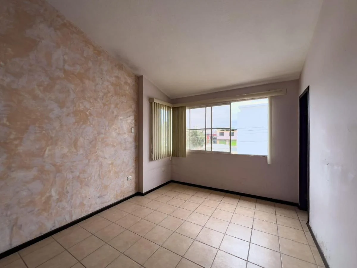 Casa en Venta, Conjunto Acacias II, Cdla Colinas de Rocafuerte, Manta, Manabí — imagen 2