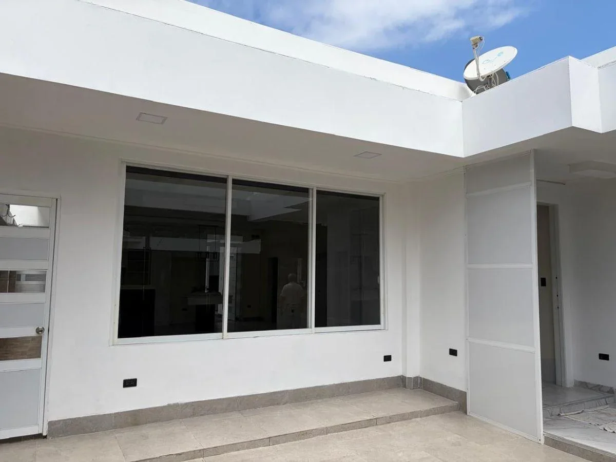 Vendo Hermosa Casa de Una Planta en Puerto Azul, Guayas — imagen 5