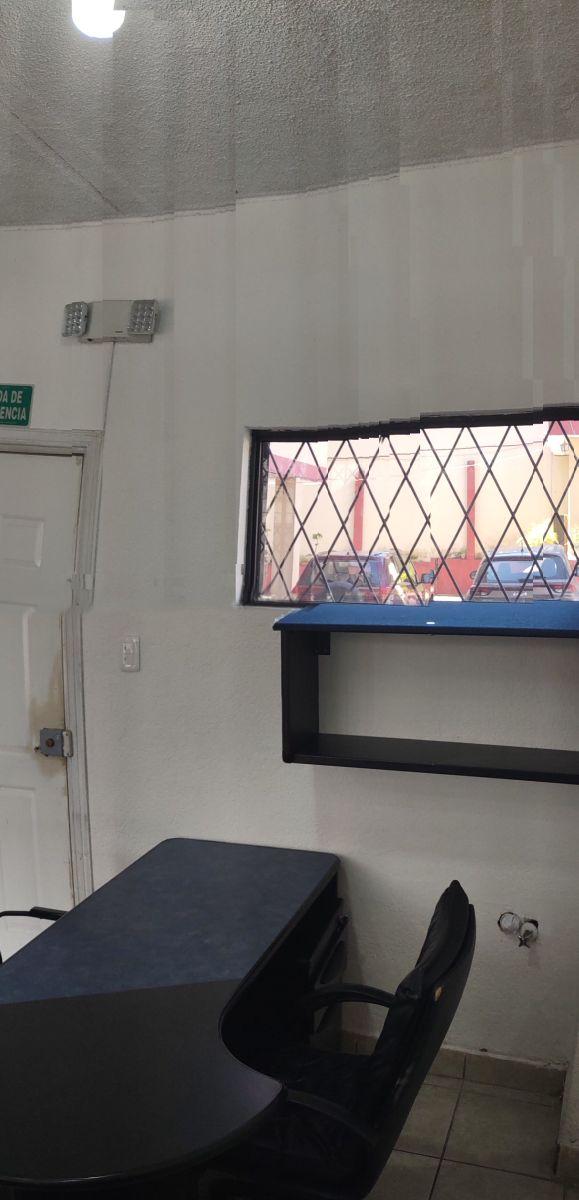 Local Comercial Vendo, 37 m², Planta Baja, Sector Triángulo, San Rafael — imagen 7