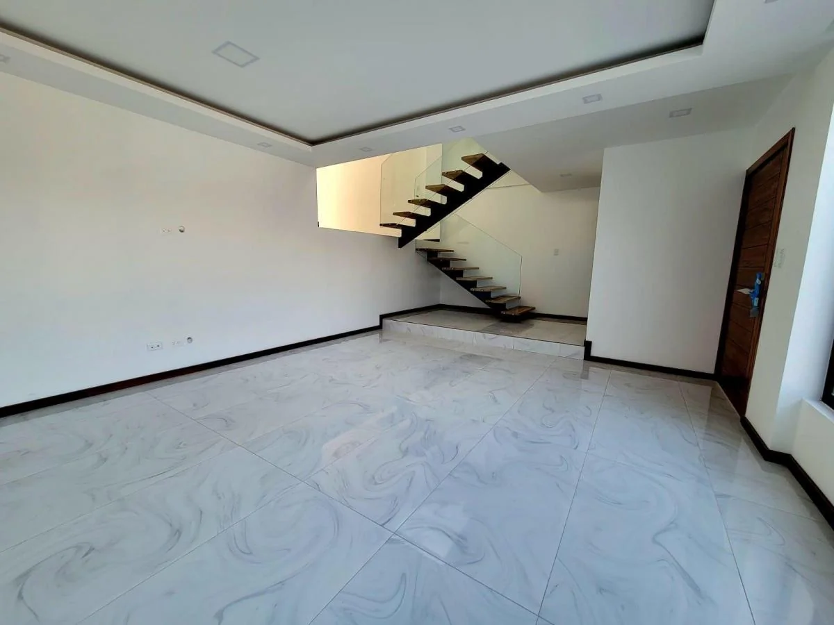 En Venta Casa con Jardin Hasta 230 m² — imagen 3