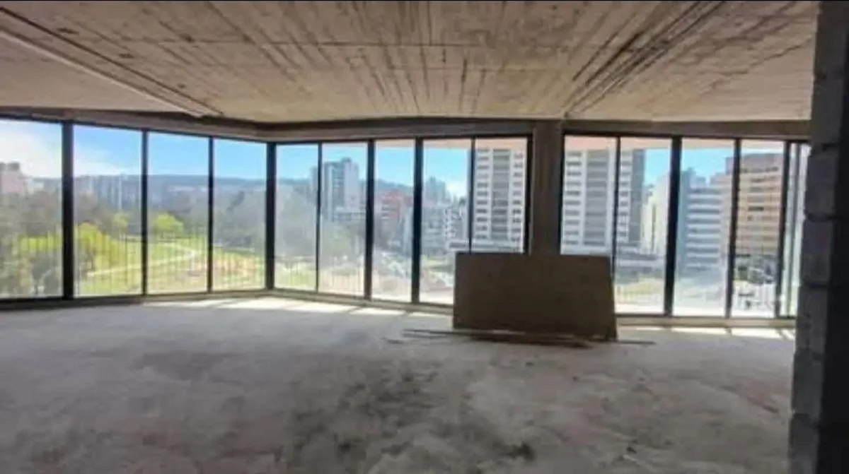 En Venta Amplia Oficina 140 m², 3 Parking, Balcones _edificio Epiq — imagen 3