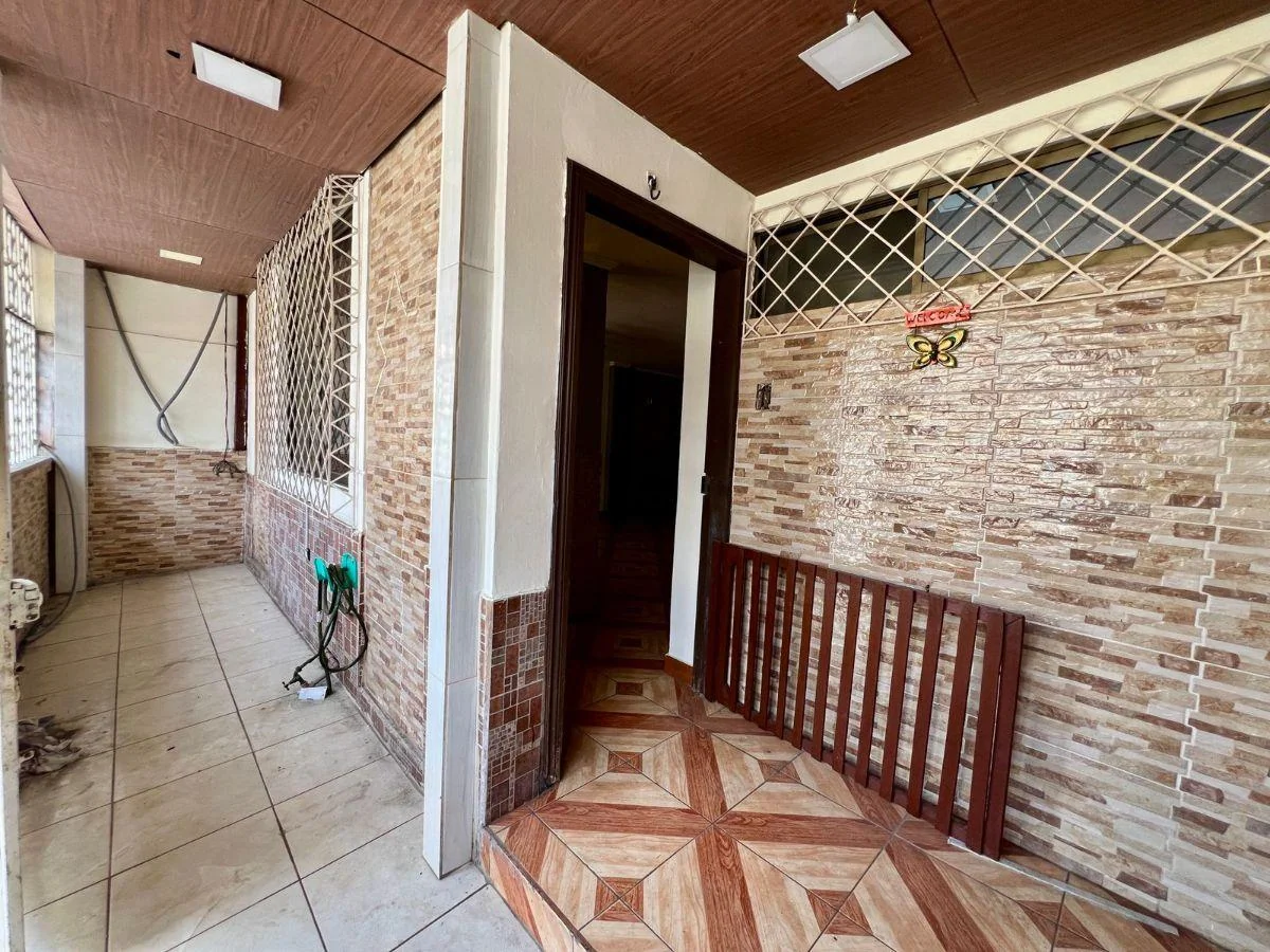 Casa de 160 m² con 4 Dorm. en Venta en El Sur de Guayaquil, Guayas — imagen 3
