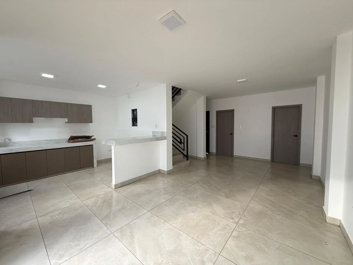 Casa de 4 Dorm. con Acabados Premium en La Ciudadela Aguamarina, La Joya, Guayas — imagen 3