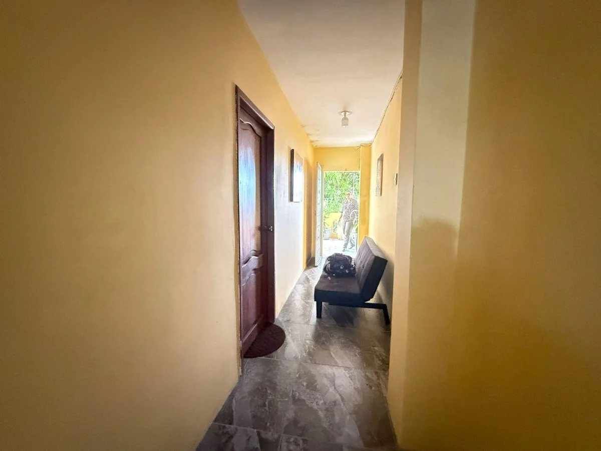 Venta de Casa Rentera Cdla. La Garzota Etapa 1, Guayas — imagen 2