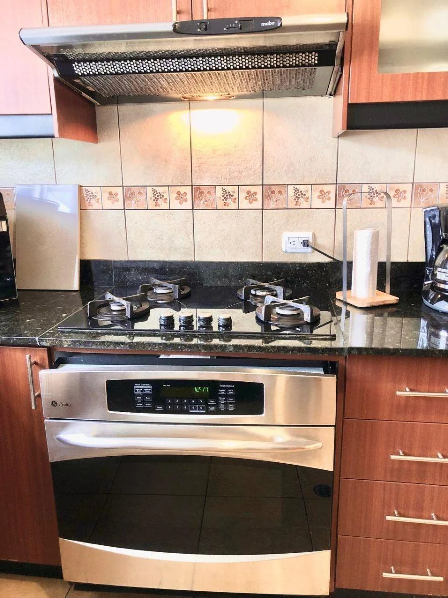 Oportunidad Bajo de Precio! Casa de Venta de 4 Habitaciones Urbanización La Catolica. Cumbaya — imagen 2