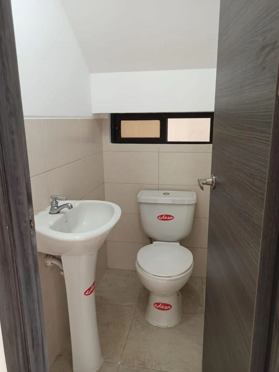Casa en Venta 3 Dorm. – Etapa Oro, La Joya - Sector Av Leon Febres Cordero - Cantón Daule, Guayas — imagen 3