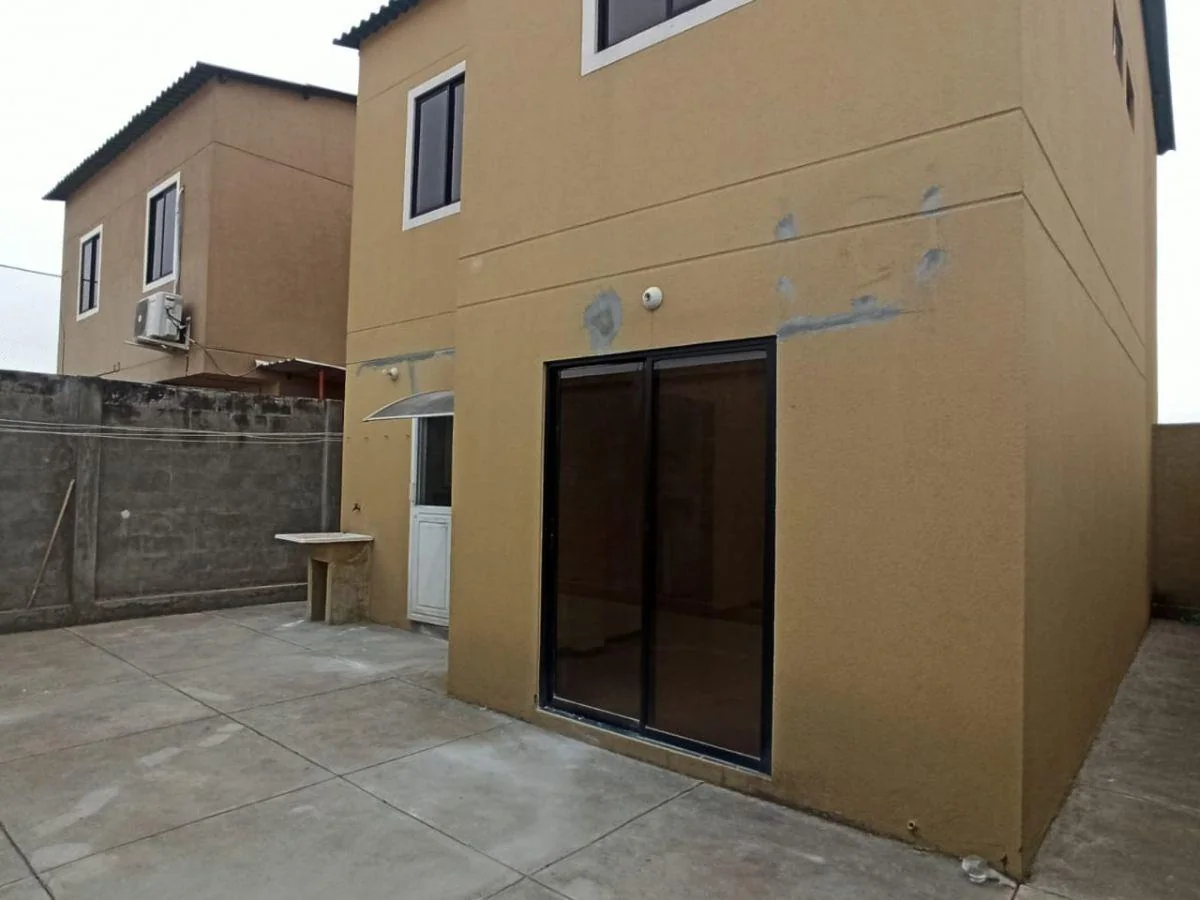 Casa en Venta 3 Dorm. – Etapa Oro, La Joya - Sector Av Leon Febres Cordero - Cantón Daule, Guayas — imagen 2