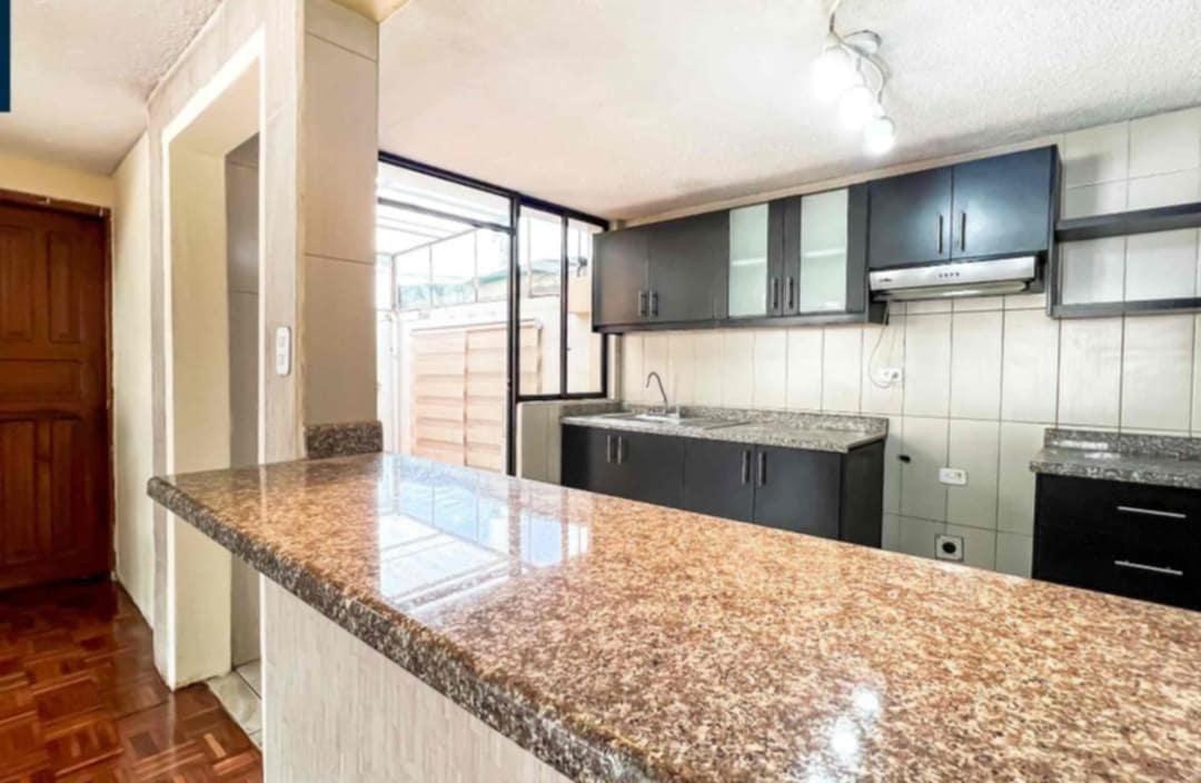 Se Vende Casa de 2 Pisos El $69,000 Sector Ponceano en Conjunto Norte Quito — imagen 5
