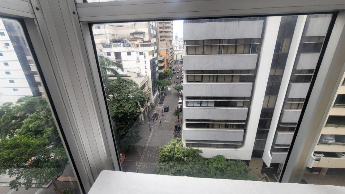 En Venta Oficina en El Centro de Guayaquil - Mae. Recalde, Guayas — imagen 10