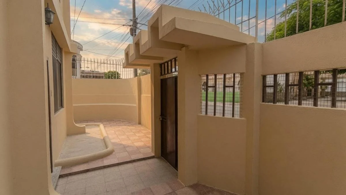 La Saiba Casa en Venta 5 Habitaciones con Doble Terreno, Guayas — imagen 4