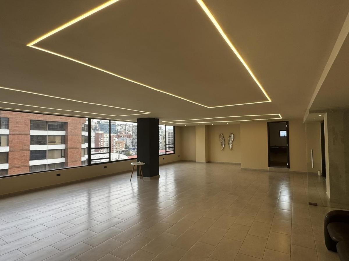 Venta Oficina de Lujo en un Penthouse de La República de El Salvador — imagen 4