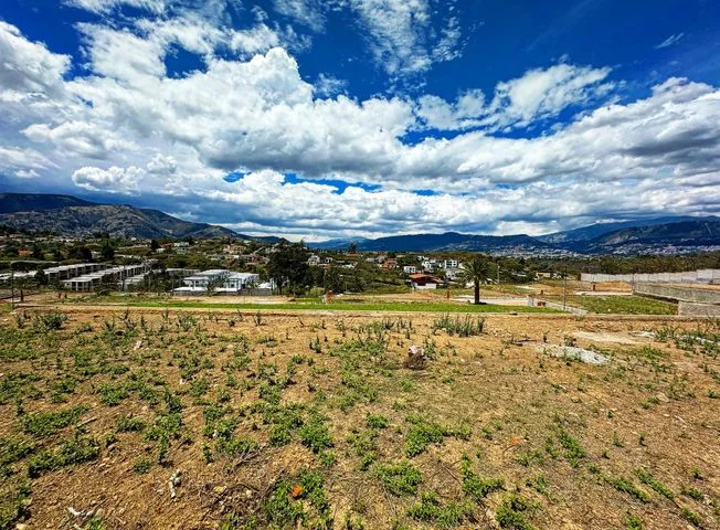 Terreno en venta en Tumbaco — imagen 3