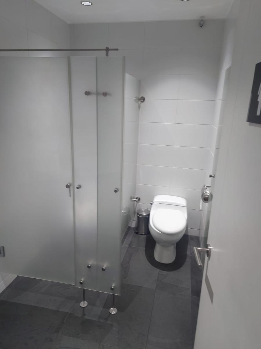 Oficina de Venta Ubicada en Quito, Edificio Concorde, 12 de Octubre — imagen 2