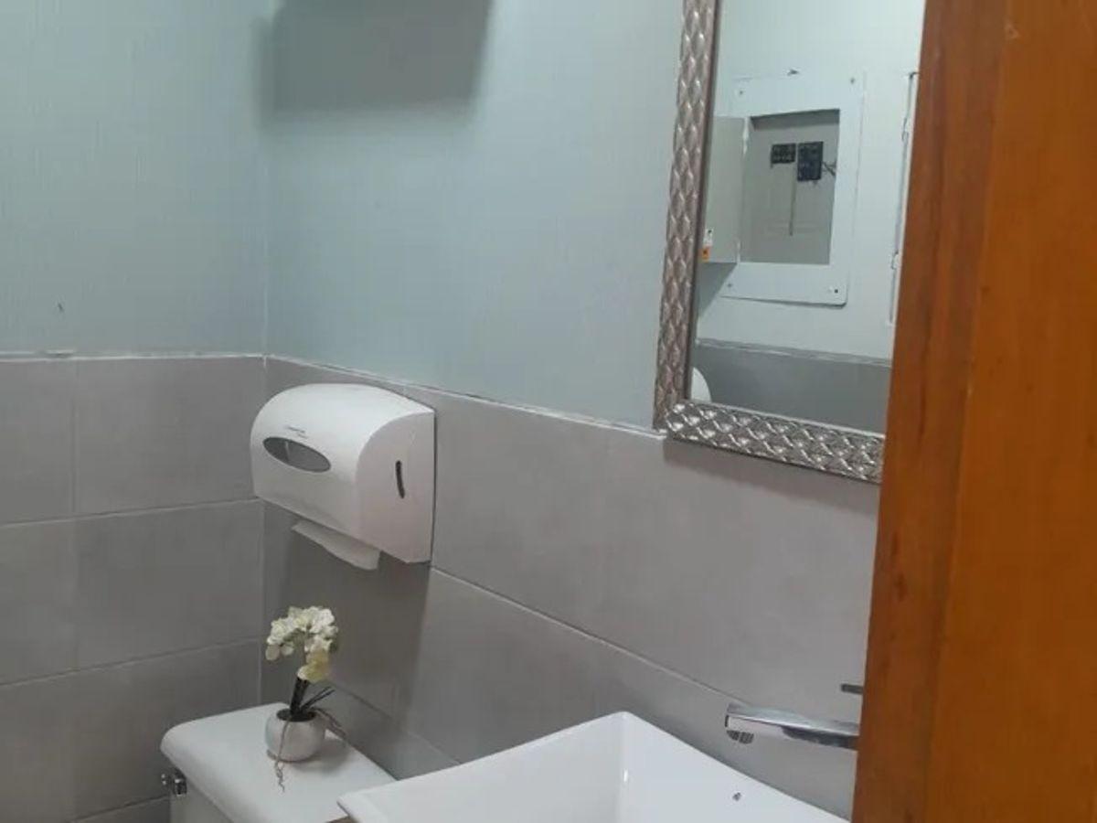 Oficina de Alquiler o Compra en Mall del Sol, Guayas — imagen 2
