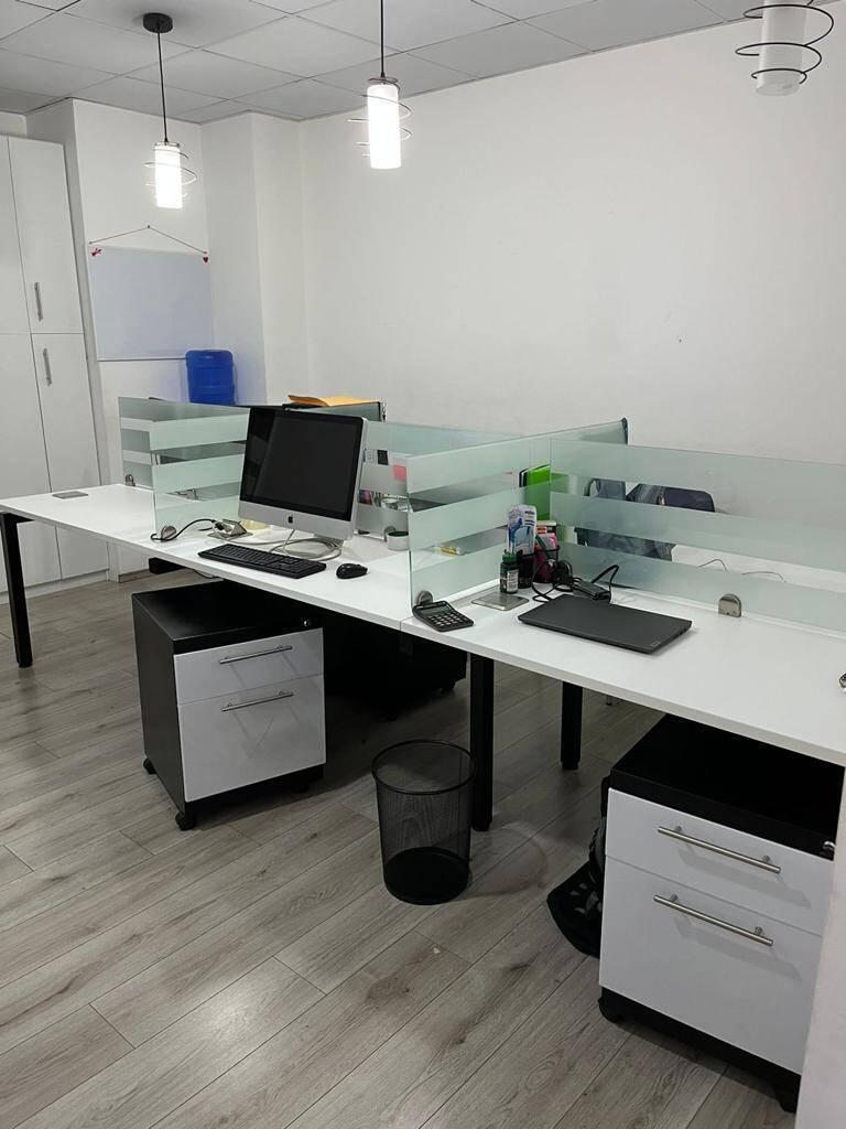 Inversionistas! Oficina en Venta 43 m² - Edif. La Vista San Eduardo, Ceibos, Guayas — imagen 2