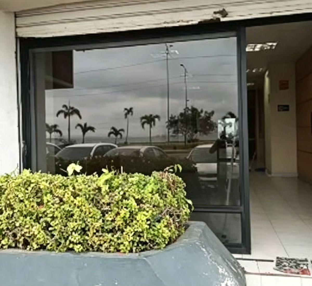 Local Comercial de Venta en Manta Sector Malecon, Manabí — imagen 10